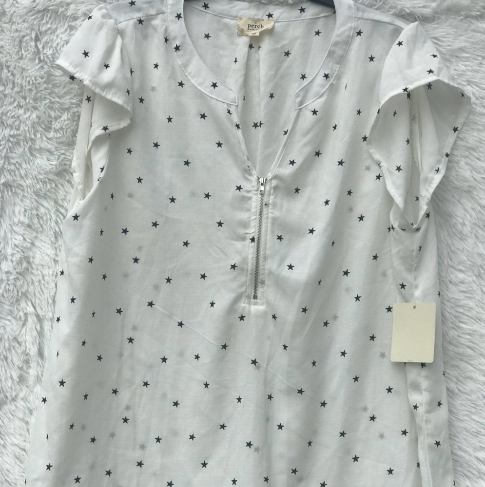 New Short Sleeve Blouse with Front Zipper